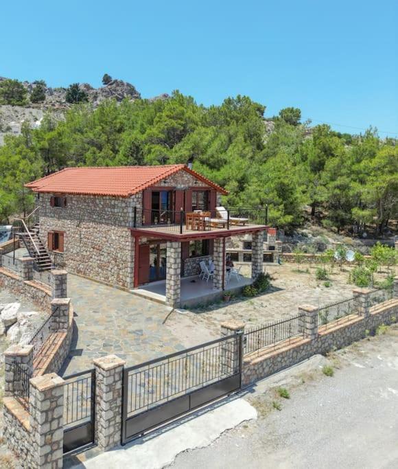 Petronas Land House 2 Villa Arhángelosz Kültér fotó