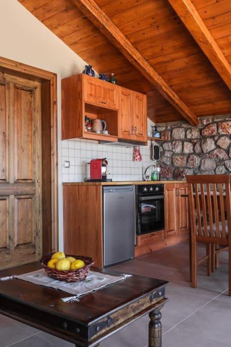 Petronas Land House 2 Villa Arhángelosz Kültér fotó